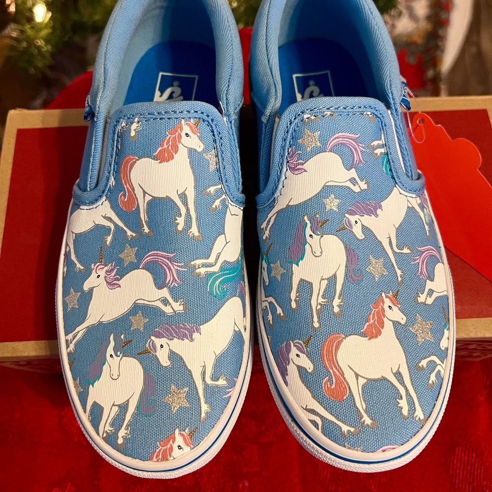 Girls RARE and Discontinued Vans Shoes Size 1